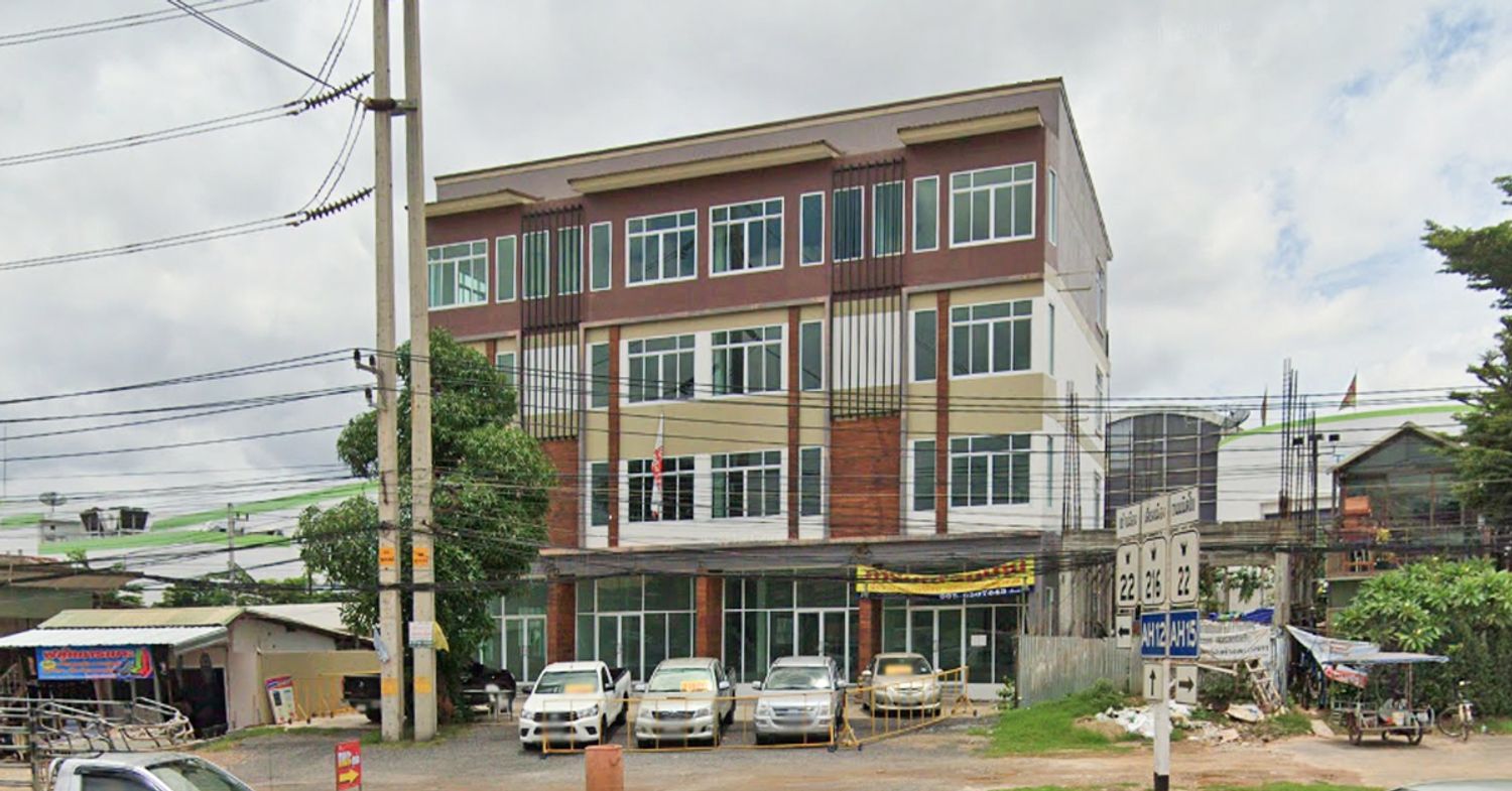 ภาพหลัก -  อาคารพาณิชย์แยกอุดร-สกล