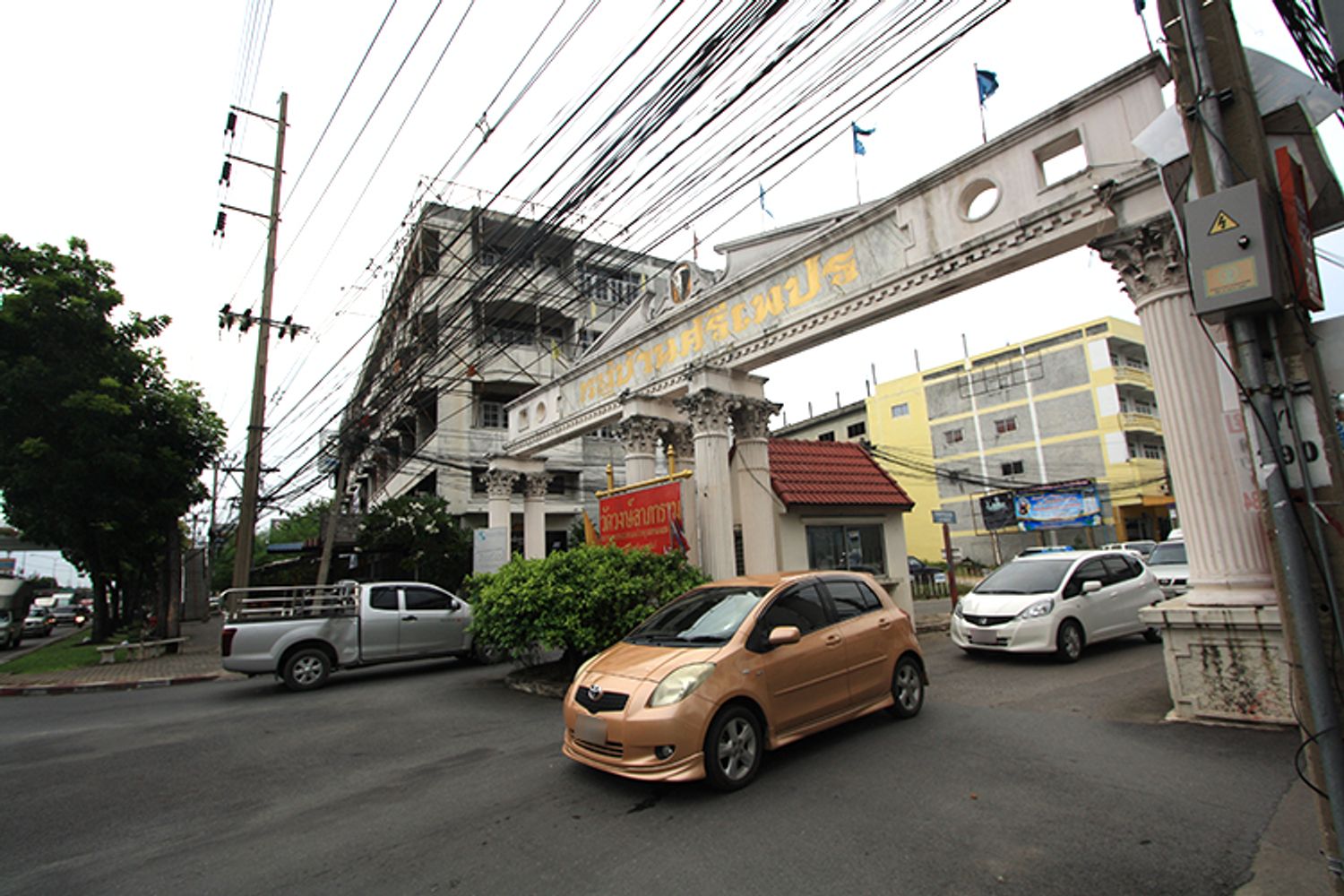 ภาพหลัก -  บ้านศรีเพชร