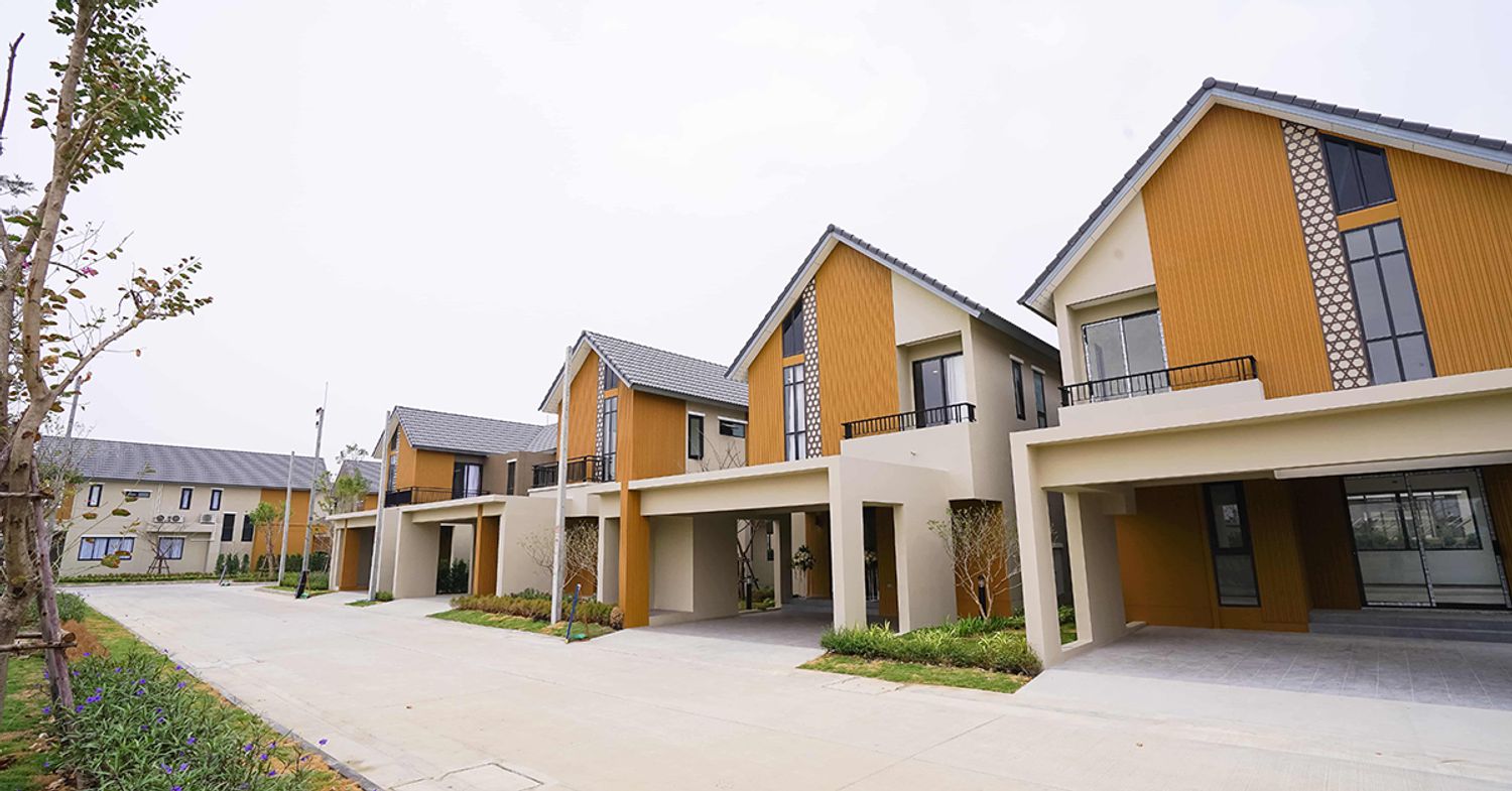 โกลเด้นพรีเว่ พนัสนิคม-อมตะ - บรรยากาศ - 3