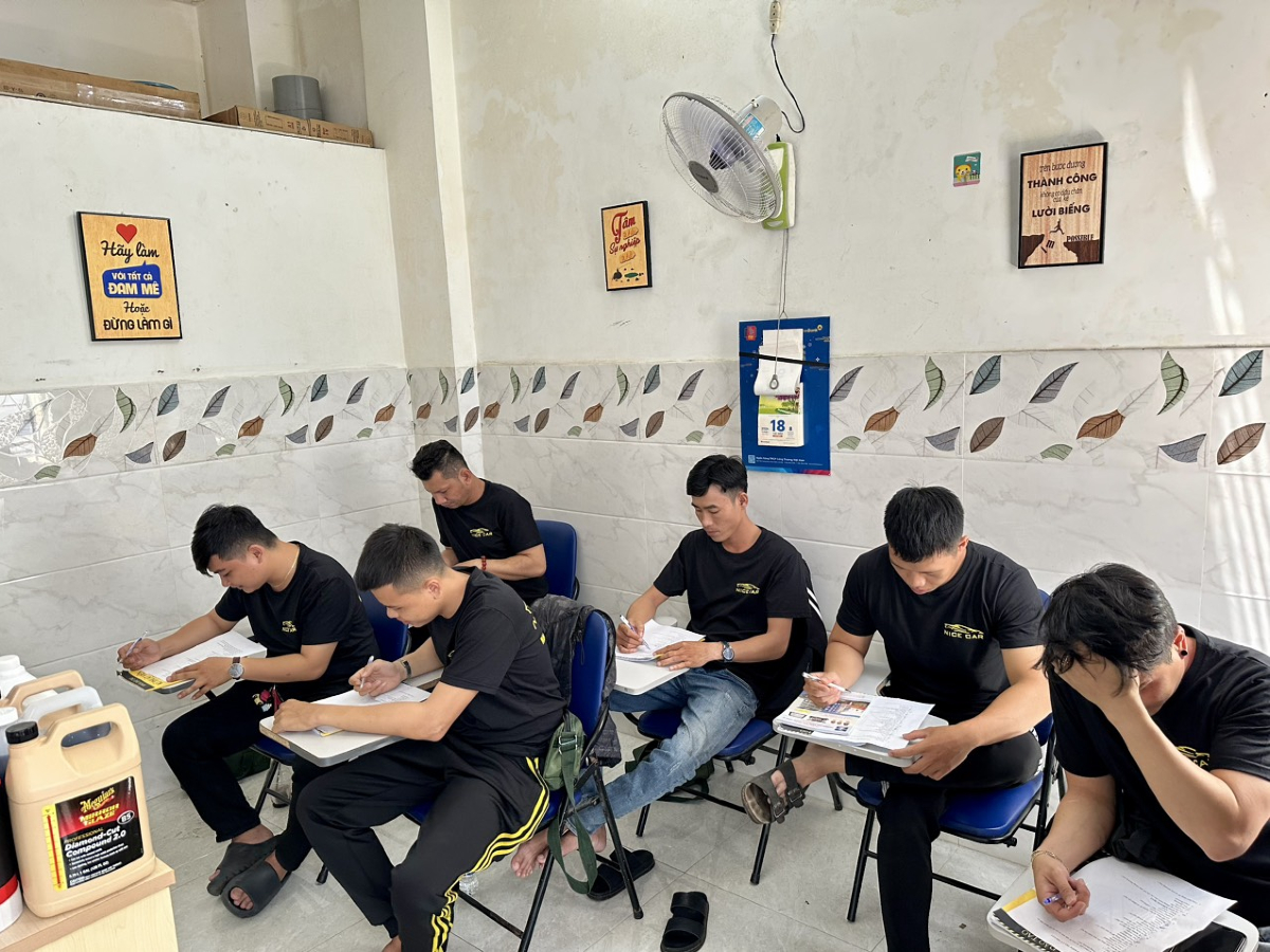 Khóa Học Detailing