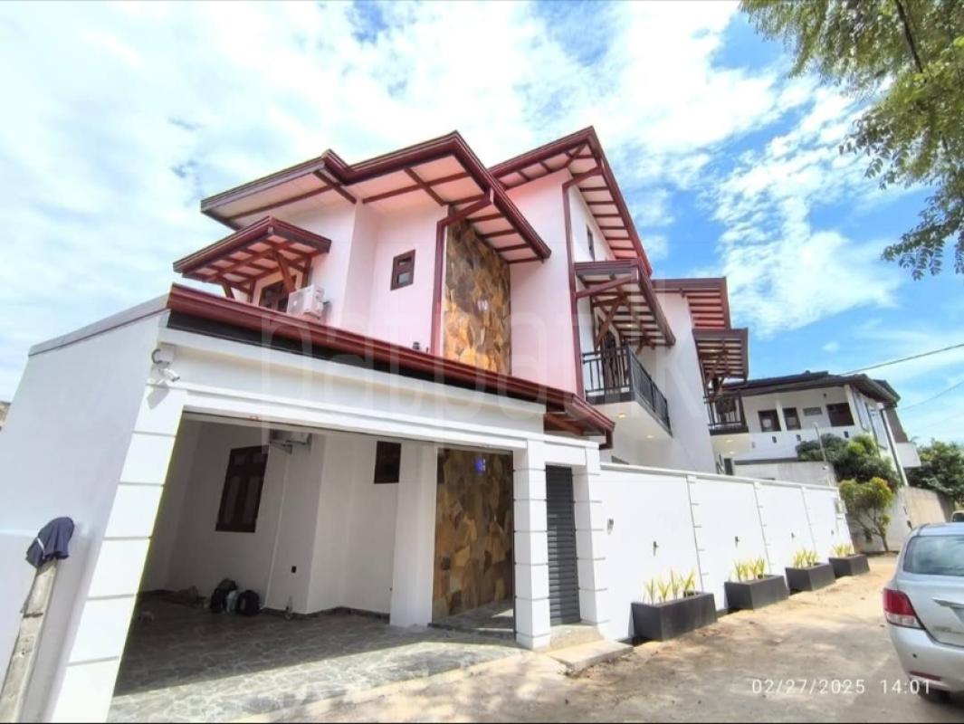 listing-image