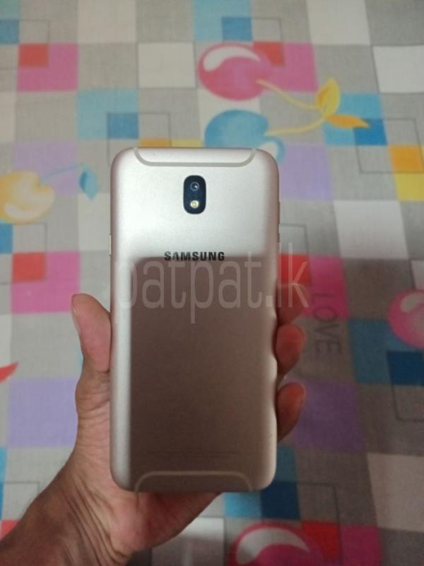 Samsung Galaxy J7 Pro