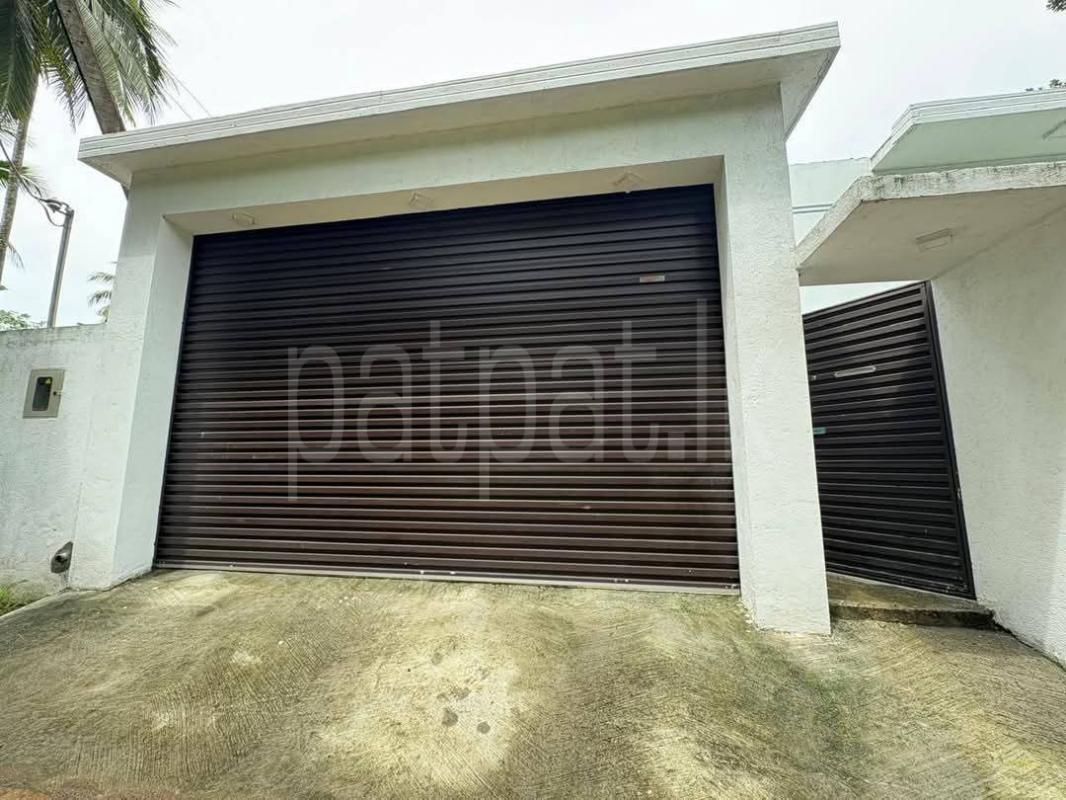 listing-image