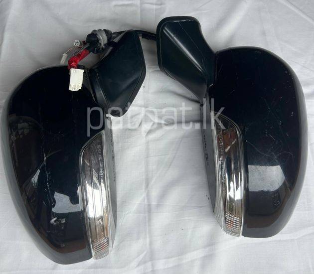 Toyota Prius & Aqua 2012 - 2014 Side Mirrors (Used)