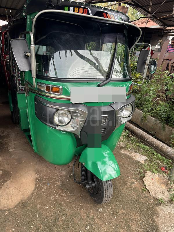Bajaj 4 Stroke 2019 - பயன்படுத்தப்பட்டது முச்சக்கர வண்டி sale in Sri Lanka - patpat.lk
