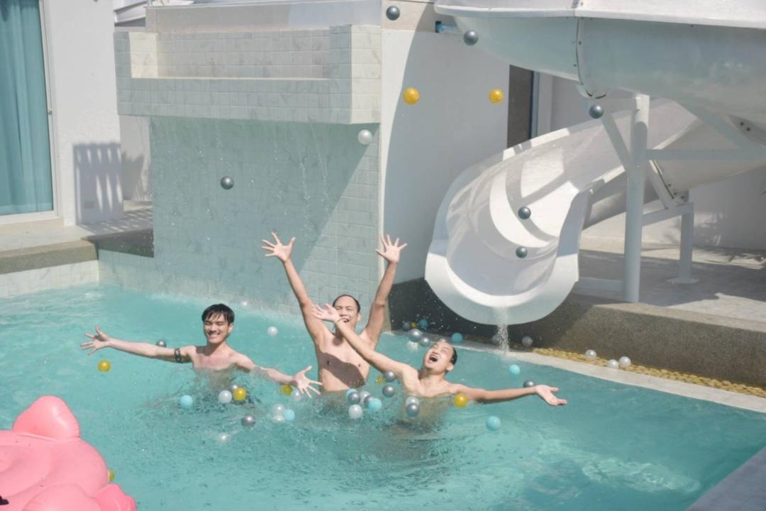 รูปรีวิว