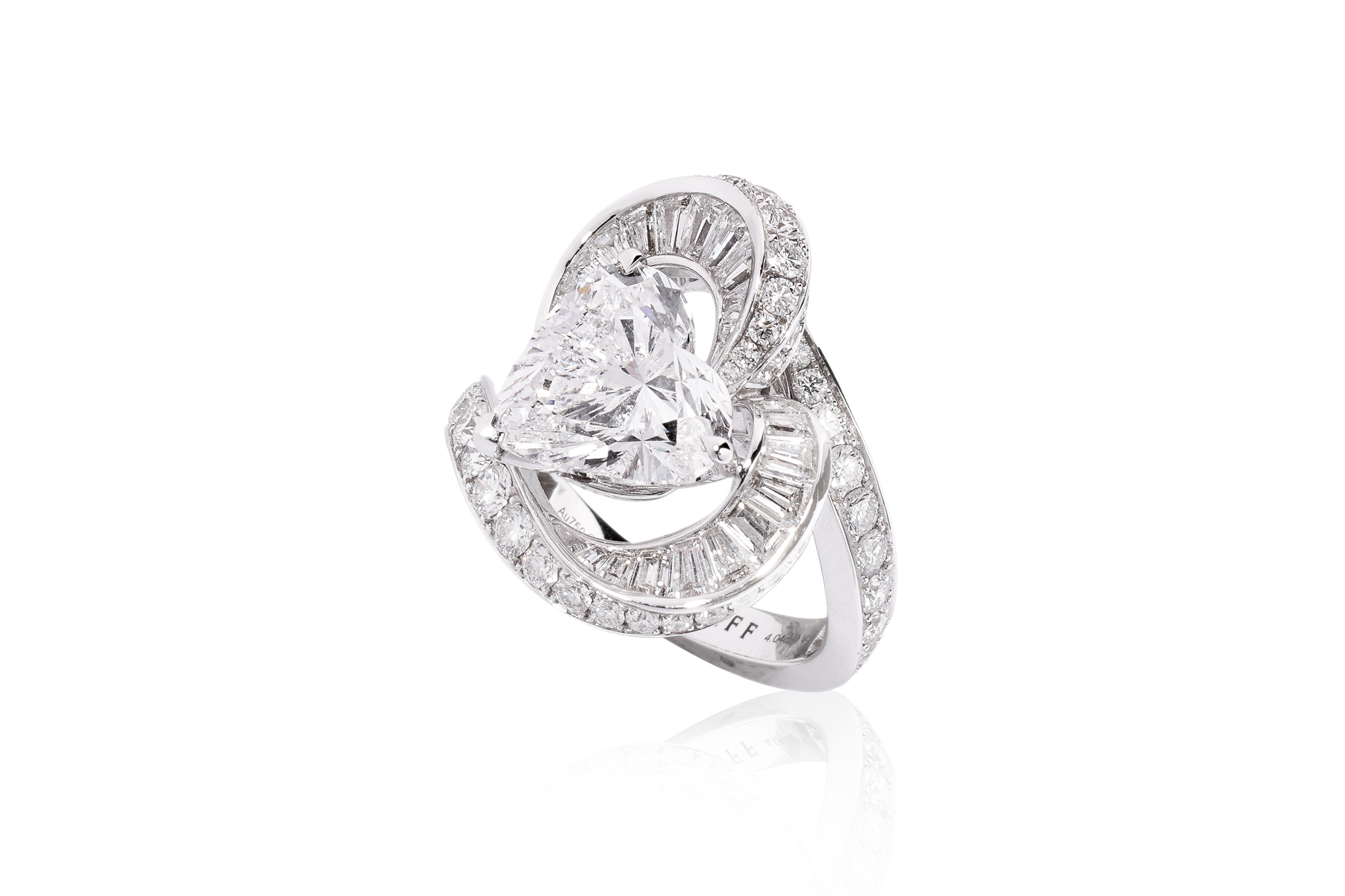 GRAFF 4.04 CARAT HEART-SHAPED DIAMOND RING