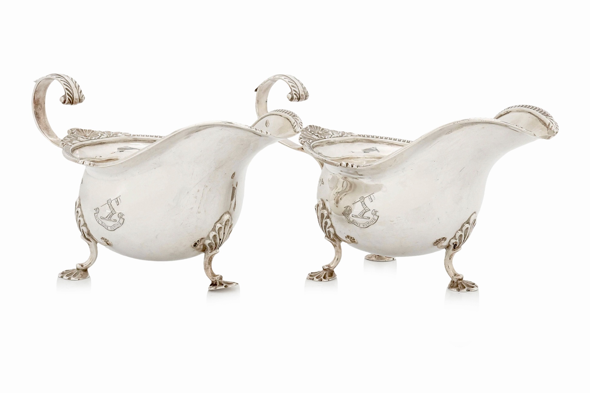 A PAIR OF EDWARDIAN SILVER SAUCE BOATS