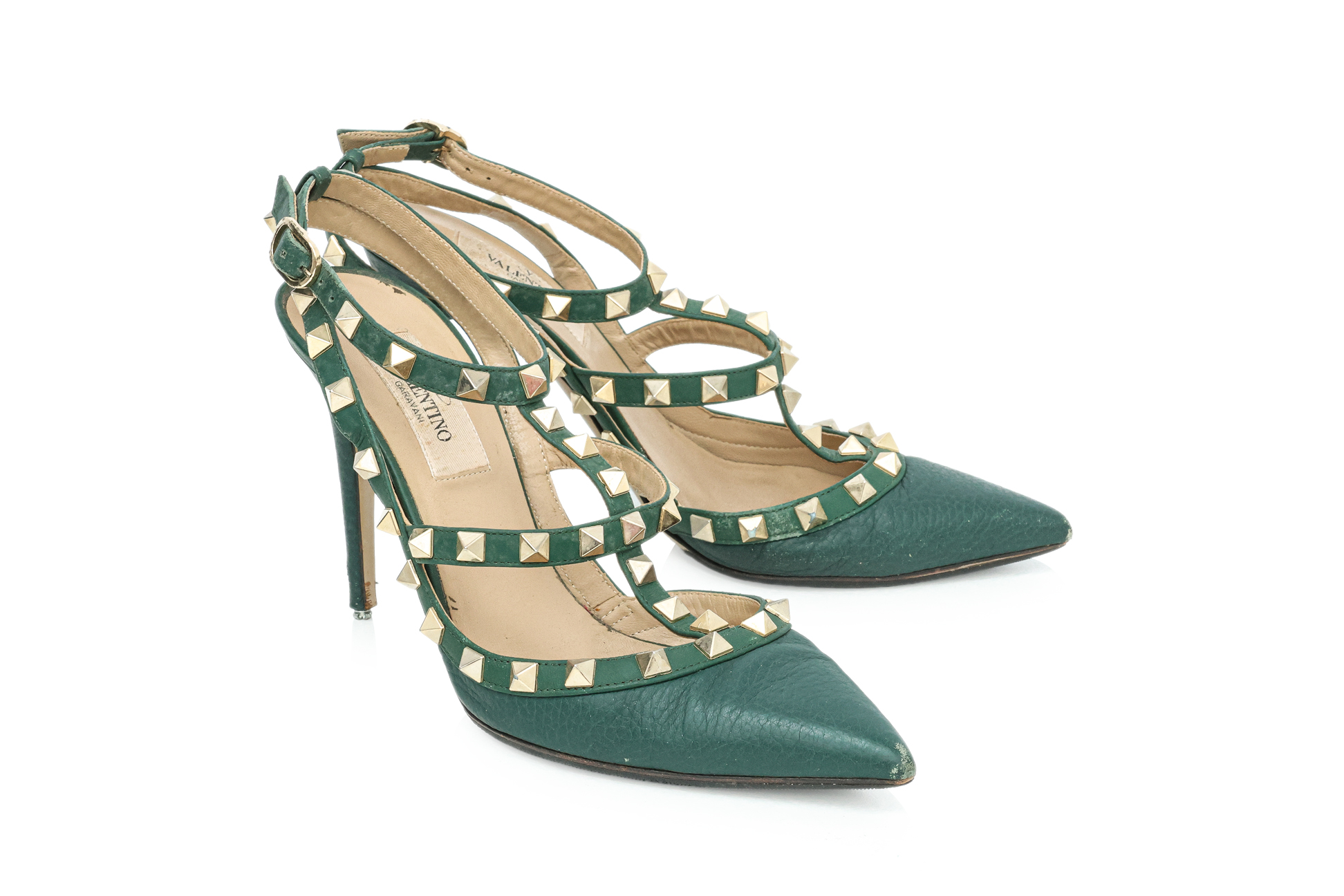 VALENTINO GARAVANI - A PAIR OF GREEN ROCKSTUD LEATHER HEELS