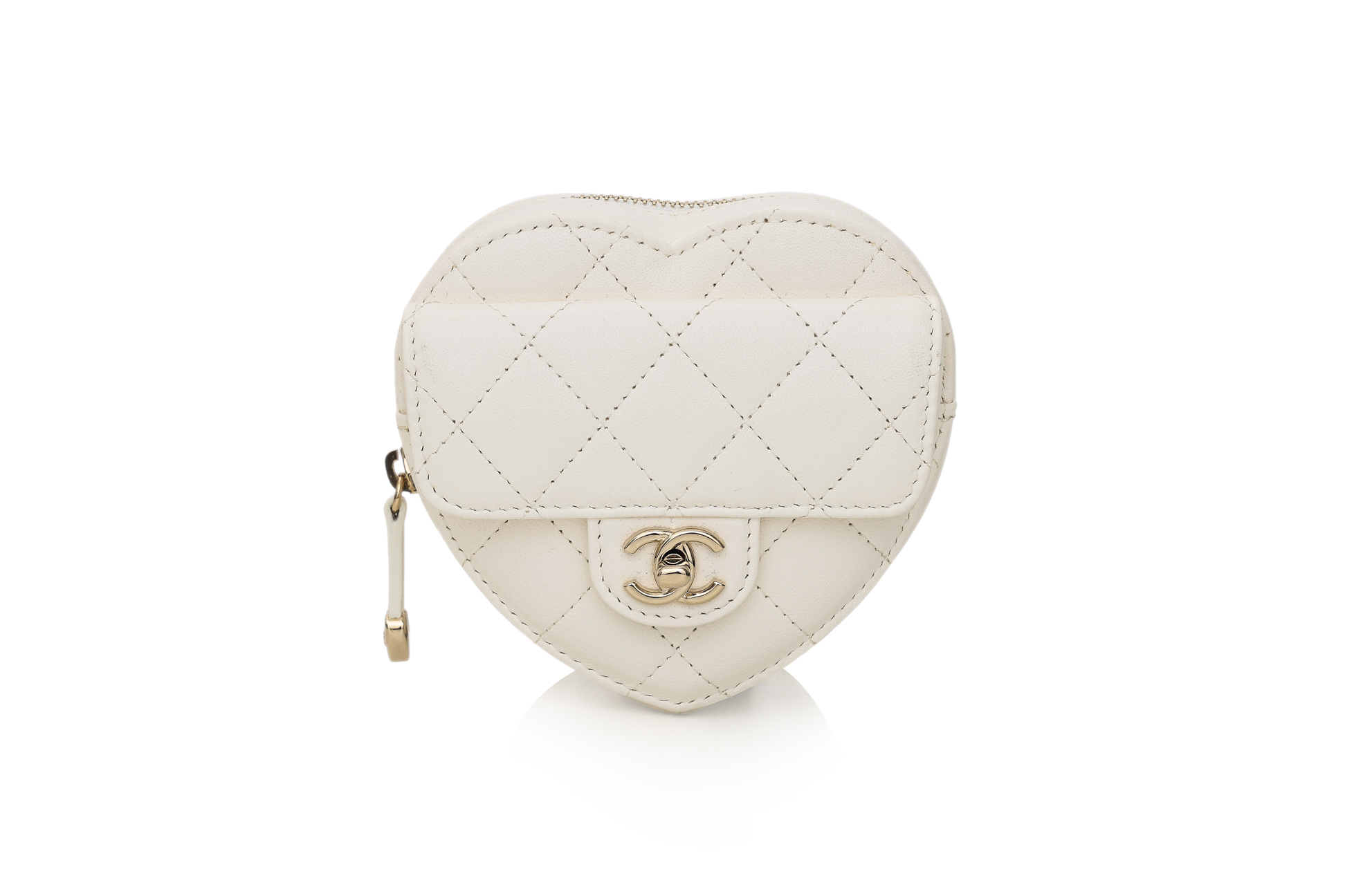 CHANEL 'IN LOVE' MINI HEART BELT BAG IN WHITE QUILTED LEATHER, 2021