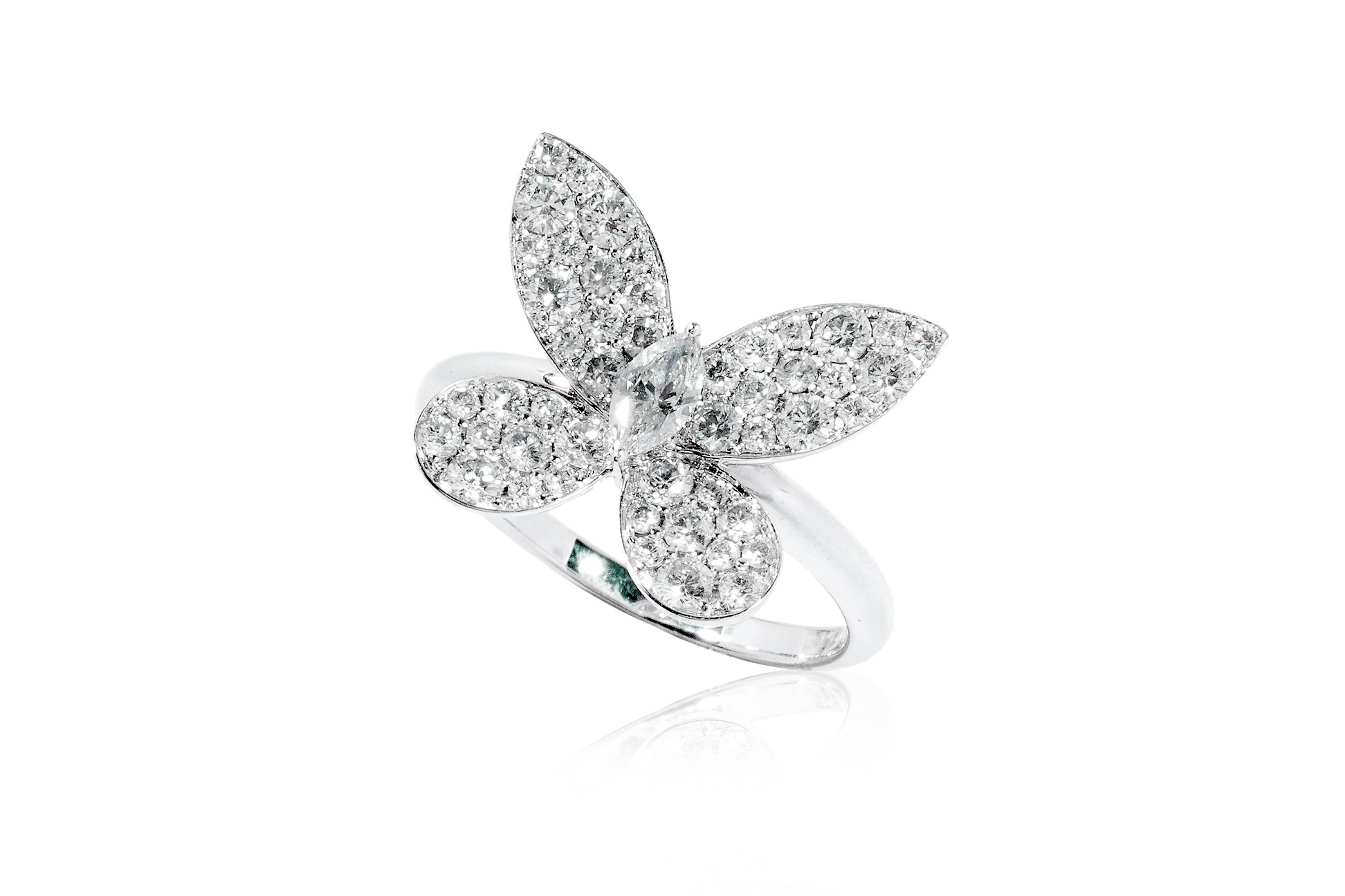 GRAFF 'BUTTERFLY' DIAMOND RING