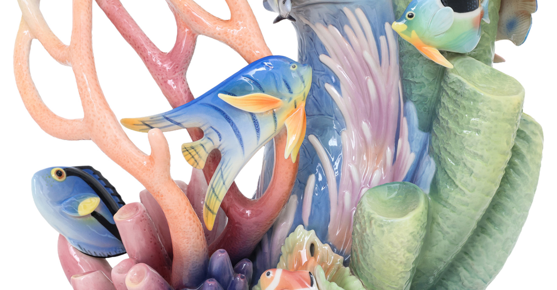 INTERIORS & COLLECTIBLES - APRIL