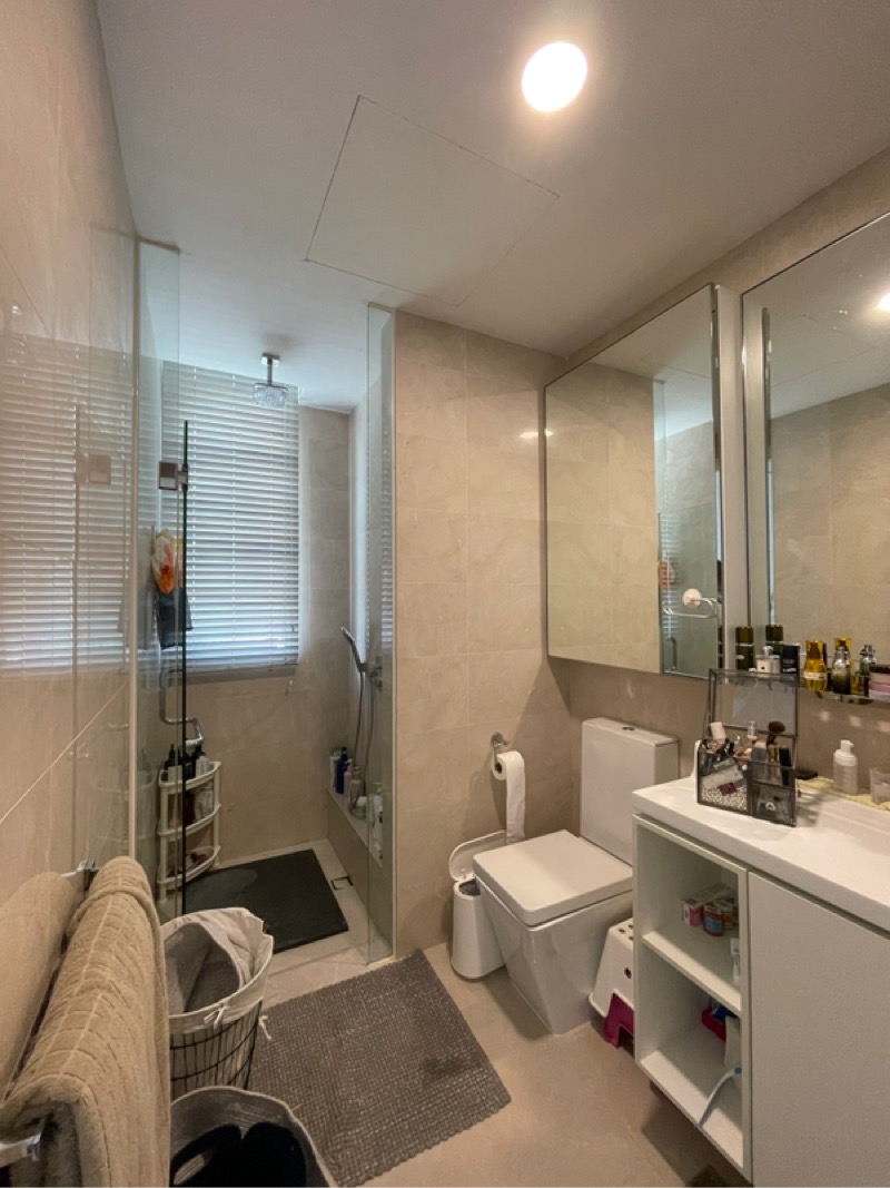 Kingsford Hillview Peak Condominium For Sale, 1,250,000, 2 Bed 2 Bath