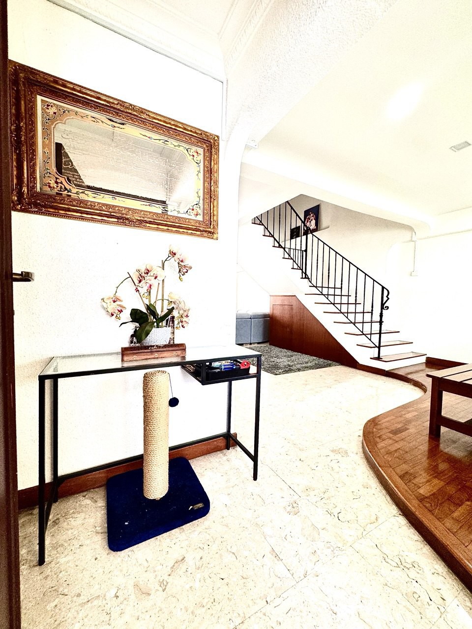 548 Jurong West Street 42 HDB Apartment For Sale, $849,999, 4 Bed 3 Bath  1,604 sqft $530.00 psf