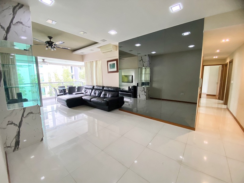 Double Bay Residences Condominium For Rent, 4,900, 3 Bed 2 Bath 1,313
