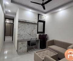 1 bhk fully furnished  With all amenities dlf ph 3 sector 24