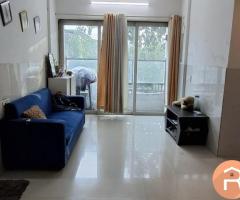 female only 2bhk fully furnished flat in GOREGAON WEST