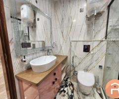 4BHK SEMI FURNISHED AVAILABLE FOR RENT IN  DLF PHASE ll