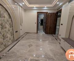 4BHK SEMI FURNISHED AVAILABLE FOR RENT IN  DLF PHASE ll