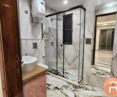 4BHK SEMI FURNISHED AVAILABLE FOR RENT IN  DLF PHASE ll