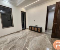4BHK SEMI FURNISHED AVAILABLE FOR RENT IN  DLF PHASE ll