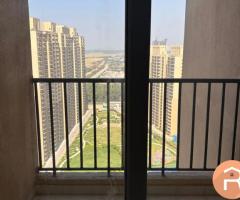 3Bhk Semi Furnished Flat For Rent in Noida Sector 150