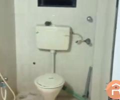 Single Occupancy Room Available For Male in Veera Desai - 5