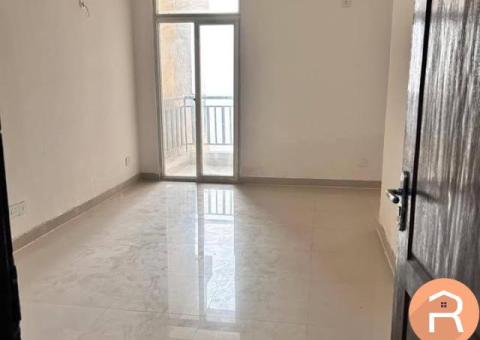 2 bhk semi furnished flat  Noida Extension