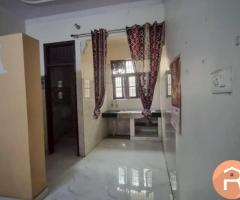 1BHK + Store Room Semi Furnished Flat for Rent in Hazratganj