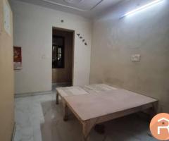 1BHK + Store Room Semi Furnished Flat for Rent in Hazratganj