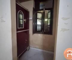1BHK + Store Room Semi Furnished Flat for Rent in Hazratganj