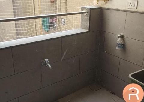 3bhk flat available at Shindu bhavan extension road