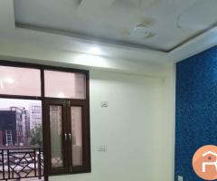 Semi Furnished 3 BHK Flat for Rent in Noida Sector 104