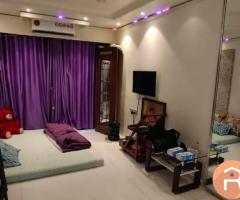 Single occupancy room available for female in Andheri West
