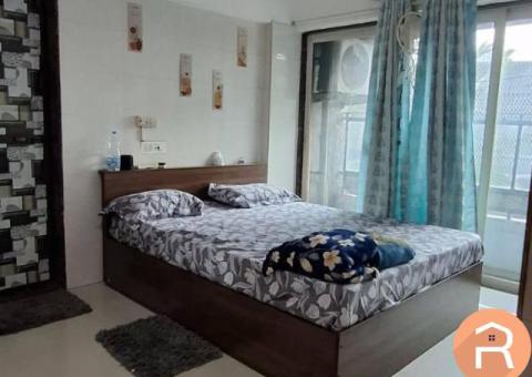 Double Occupancy Room Available For Female in Goregaon West