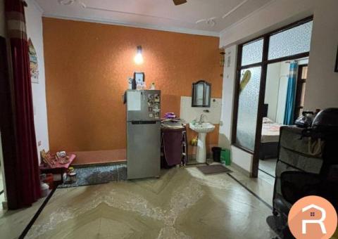 2 bhk semi furnished flat available for rent in Gurgaon