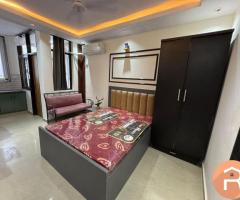 1RK fully furnished flat for rent in Sector 43 Sushant Lok 1
