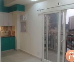 2 BHK Furnished Flat on Rent in Society Amarpali