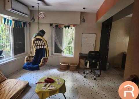 Fully Furnished 1BHK Flat for Rent in Bandra West