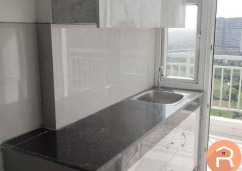 1bhk semi furnished flat available in NX 1 mall Noida ext