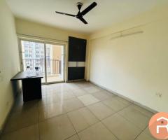 3bhk flat for rent in Panchsheel green 2