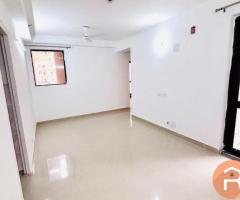2BHK Semi-Furnished Flat for Rent Near Ek Murti Chowk