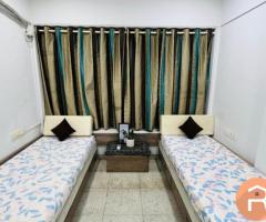 Fully Furnished 3BHK located in Lokhandwala Market, Andheri