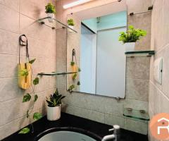Fully Furnished 3BHK located in Lokhandwala Market, Andheri
