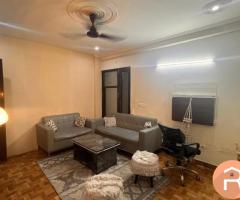 Fully Furnished 2 BHK for Rent – DLF Phase 5, Sector 53