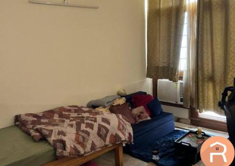 3 BHK, fully furnished available on rent in Dlf Phase II