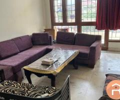 3 BHK, fully furnished available on rent in Dlf Phase II