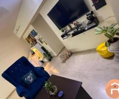 Female flatmate required in 3bhk, Andheri West,Infinity Mall