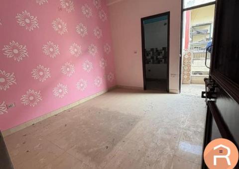 2BHK flat for rent in Krishna Vatika Society near Gaur City2