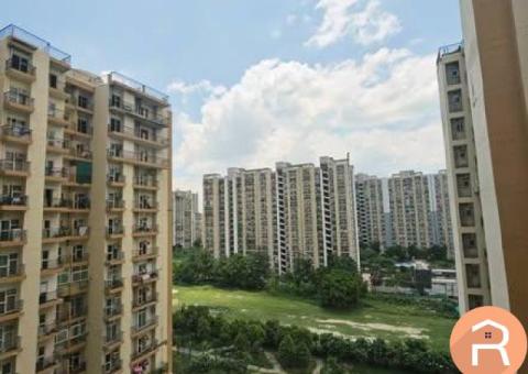 One furnished room available for male in GOLF CITY sector 75